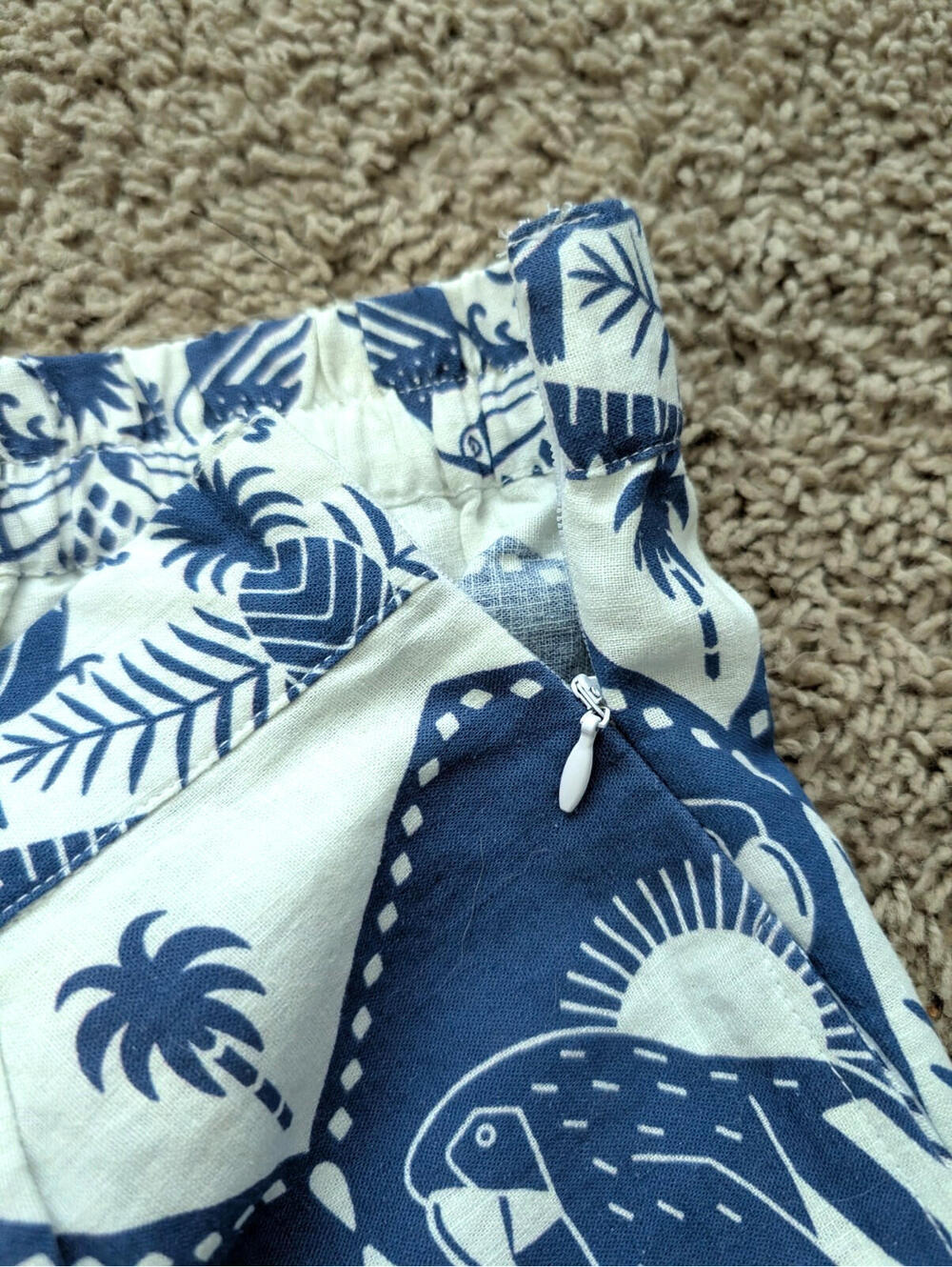 Farm Rio x Anthropologie Tropez Jogger Pants SP Blue Tropical NWT Linen - Picture 3 of 7